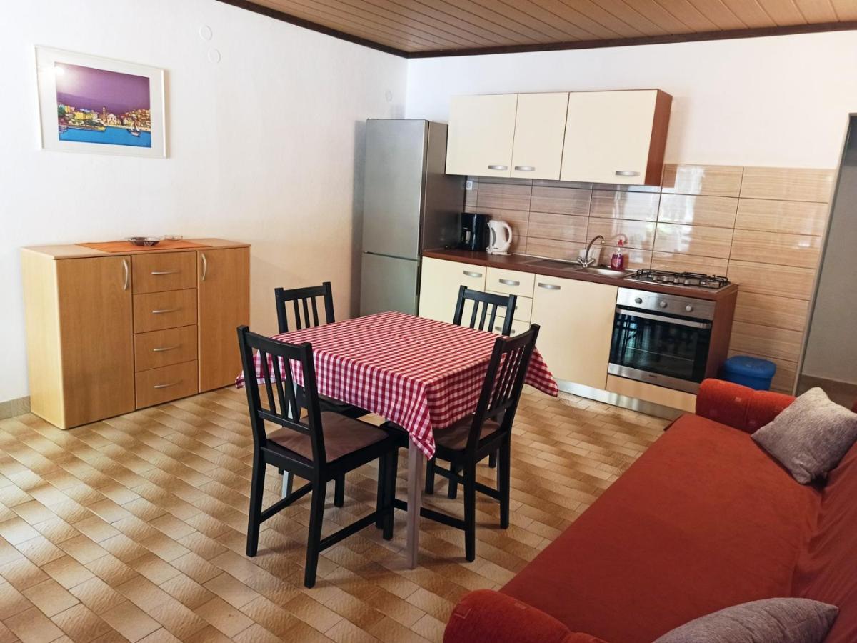 Apartments Sonija Gdinj Eksteriør billede